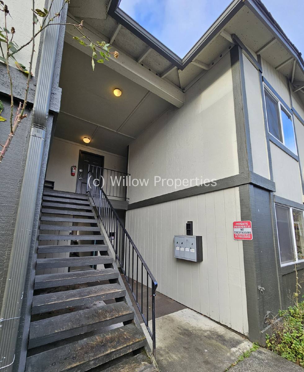 Apartment for rent at 767 S 40th St #A, Tacoma, WA 98418