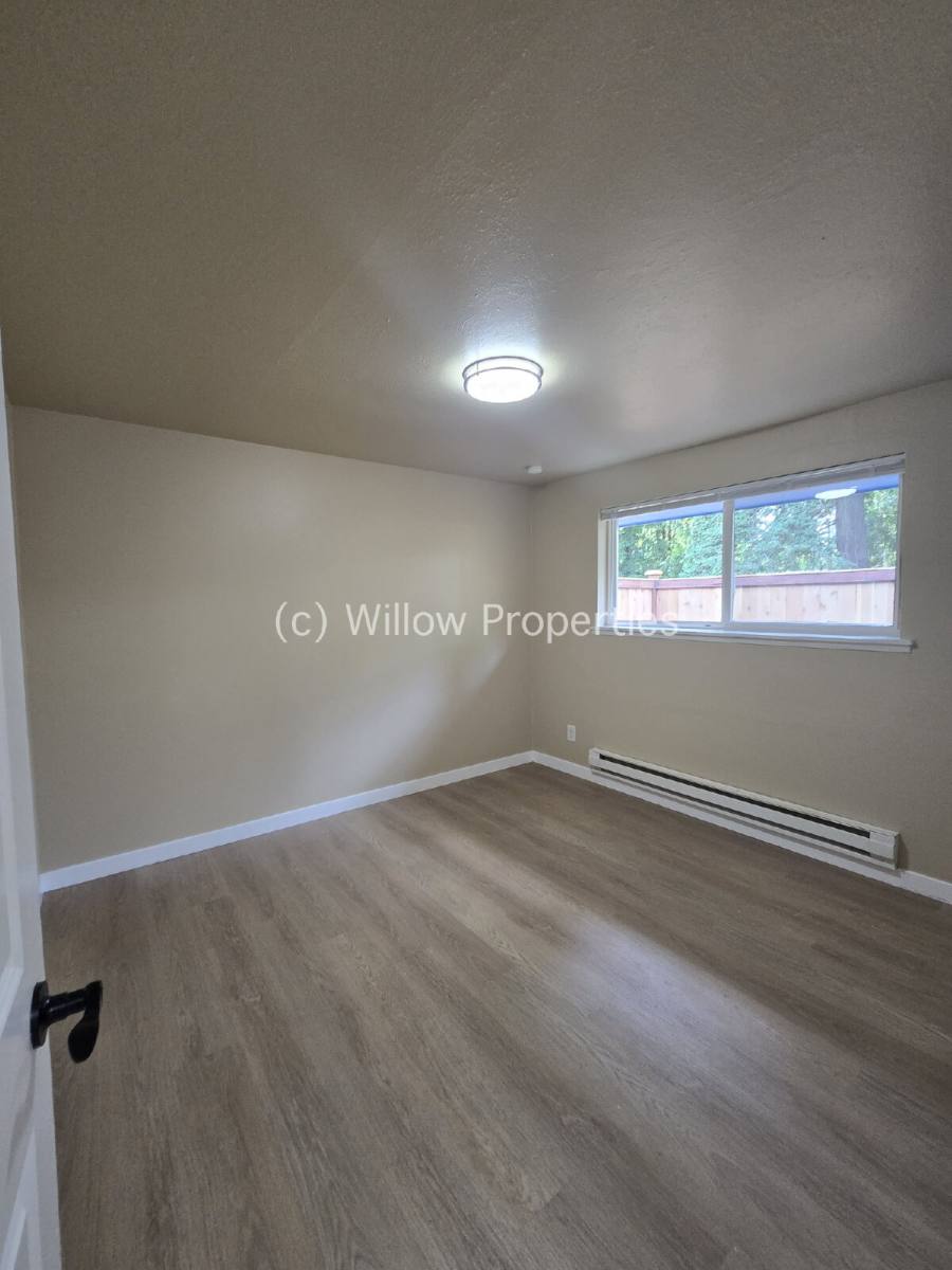 Apartment for rent at 12020 Edgewood Ave SW #3, Lakewood, WA 98498
