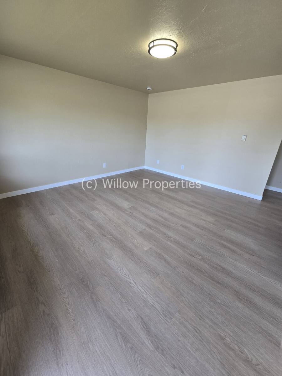 Apartment for rent at 12020 Edgewood Ave SW #3, Lakewood, WA 98498