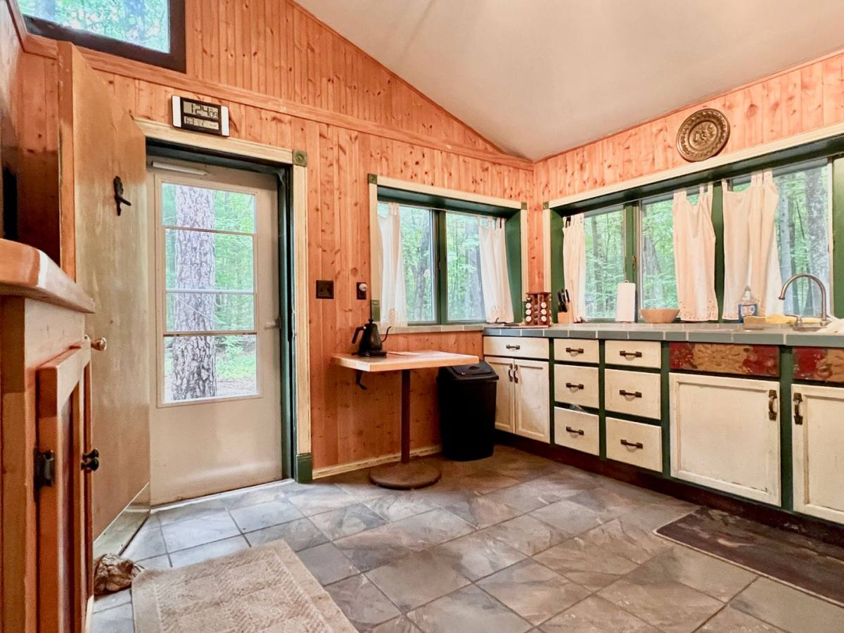 House for rent at 8904 Park Lane, Interlochen, MI 49643