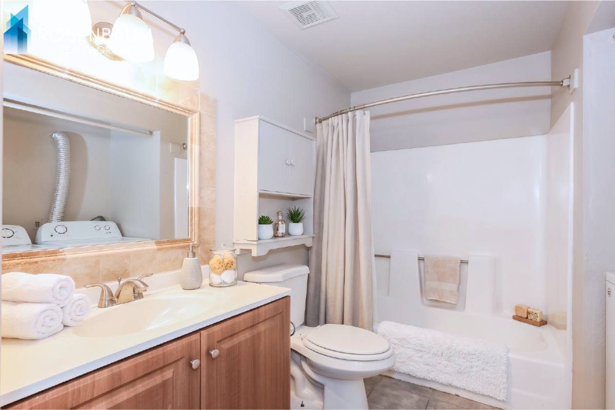 Apartment for rent at 465 W Ivyglen St #112, Mesa, AZ 85201