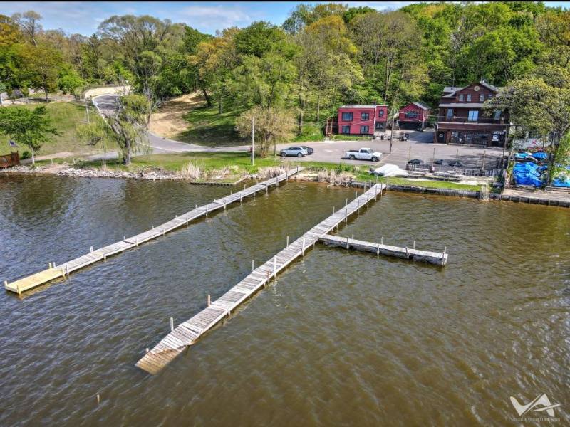 Apartment for rent at 115 Nippersink Blvd #201, Fox Lake, IL 60020
