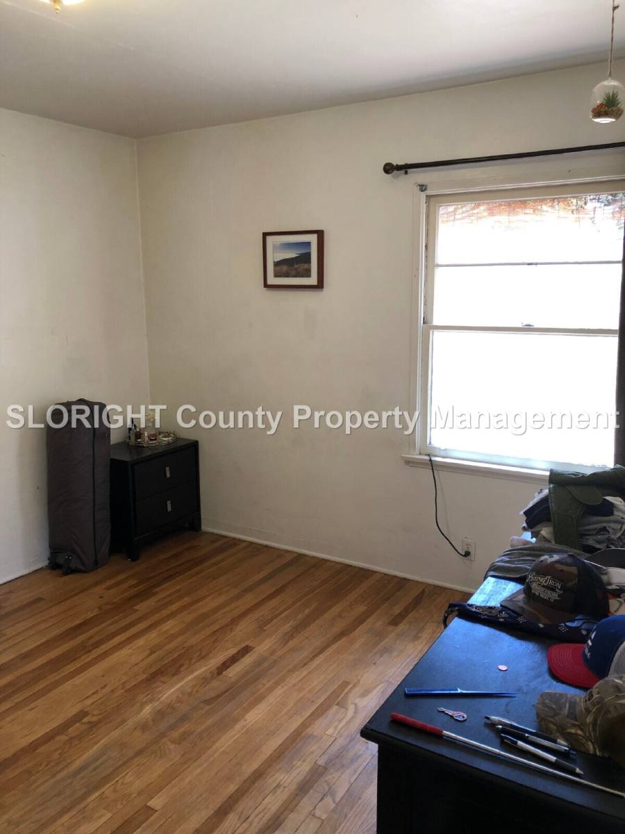 House for rent at 434 11th St, Paso Robles, CA 93446