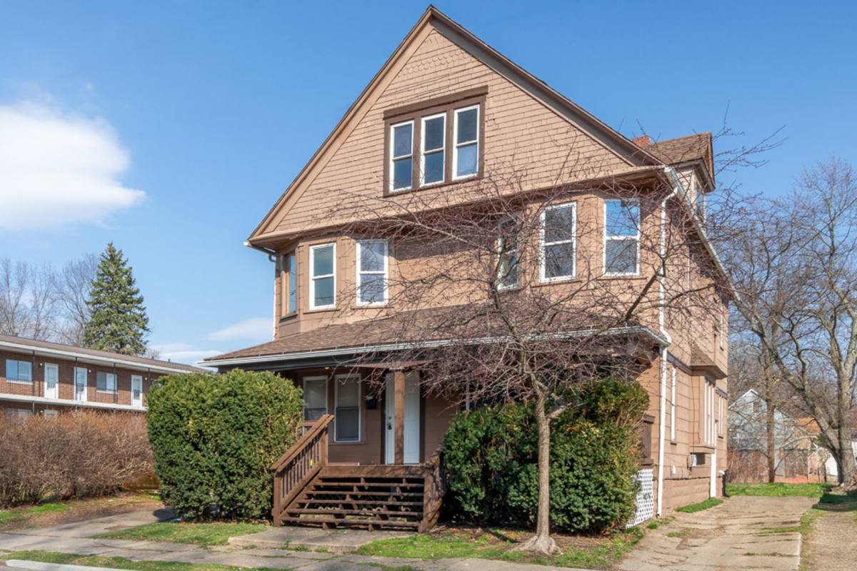 Apartment for rent at 679-703 Sherman St, Akron, OH 44311