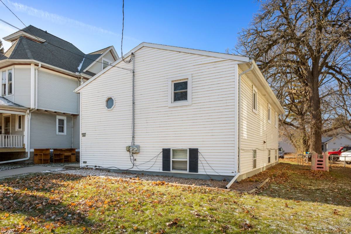 Apartment for rent at 1007 S Jackson St, Oshkosh, WI 54901