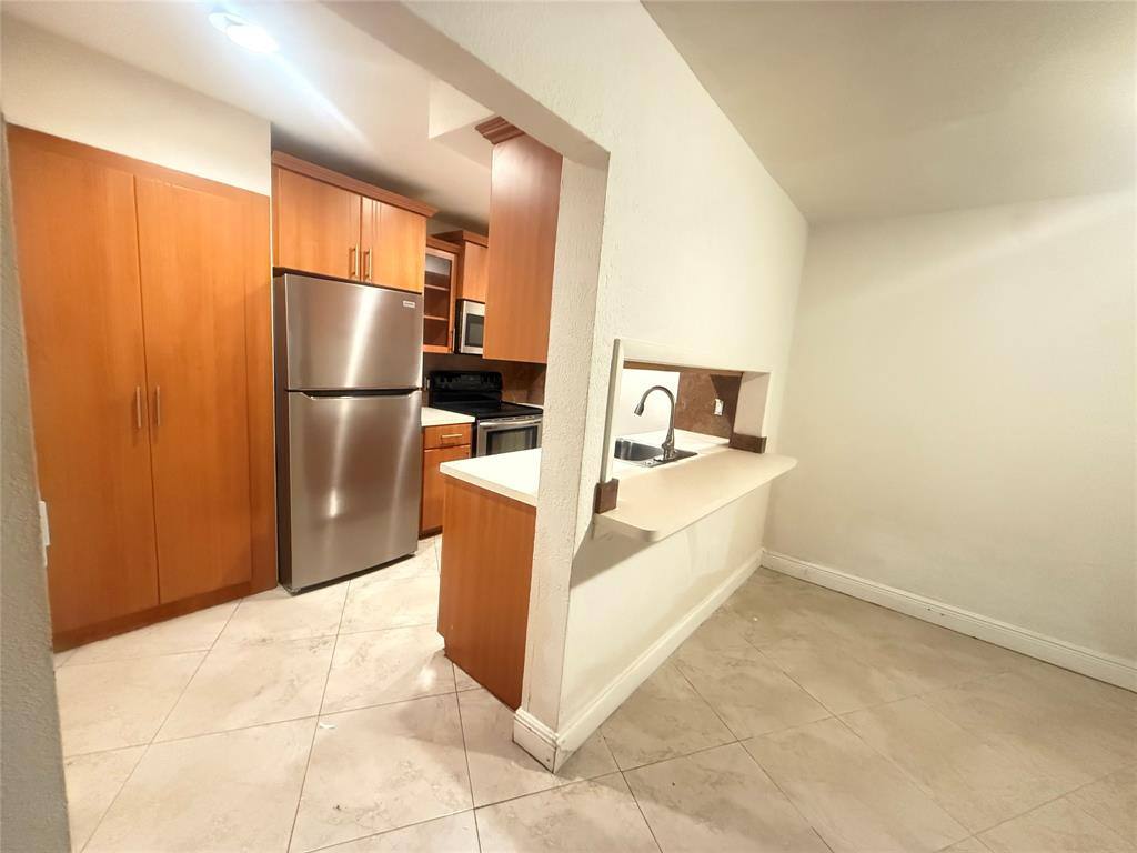 Townhouse for rent at 5646 Blueberry Court #23, Fort Lauderdale, FL 33313