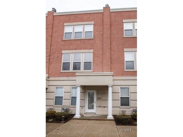 Townhouse for rent at 7307 Franklin St, Forest Park, IL 60130