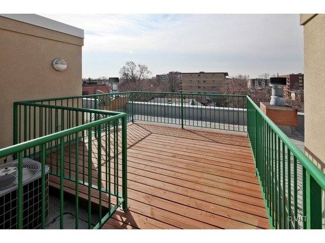 Townhouse for rent at 7307 Franklin St, Forest Park, IL 60130
