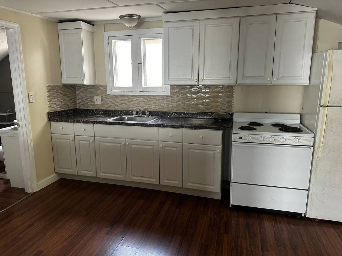 Apartment for rent at 218 Academy, Ferndale, MI 48220