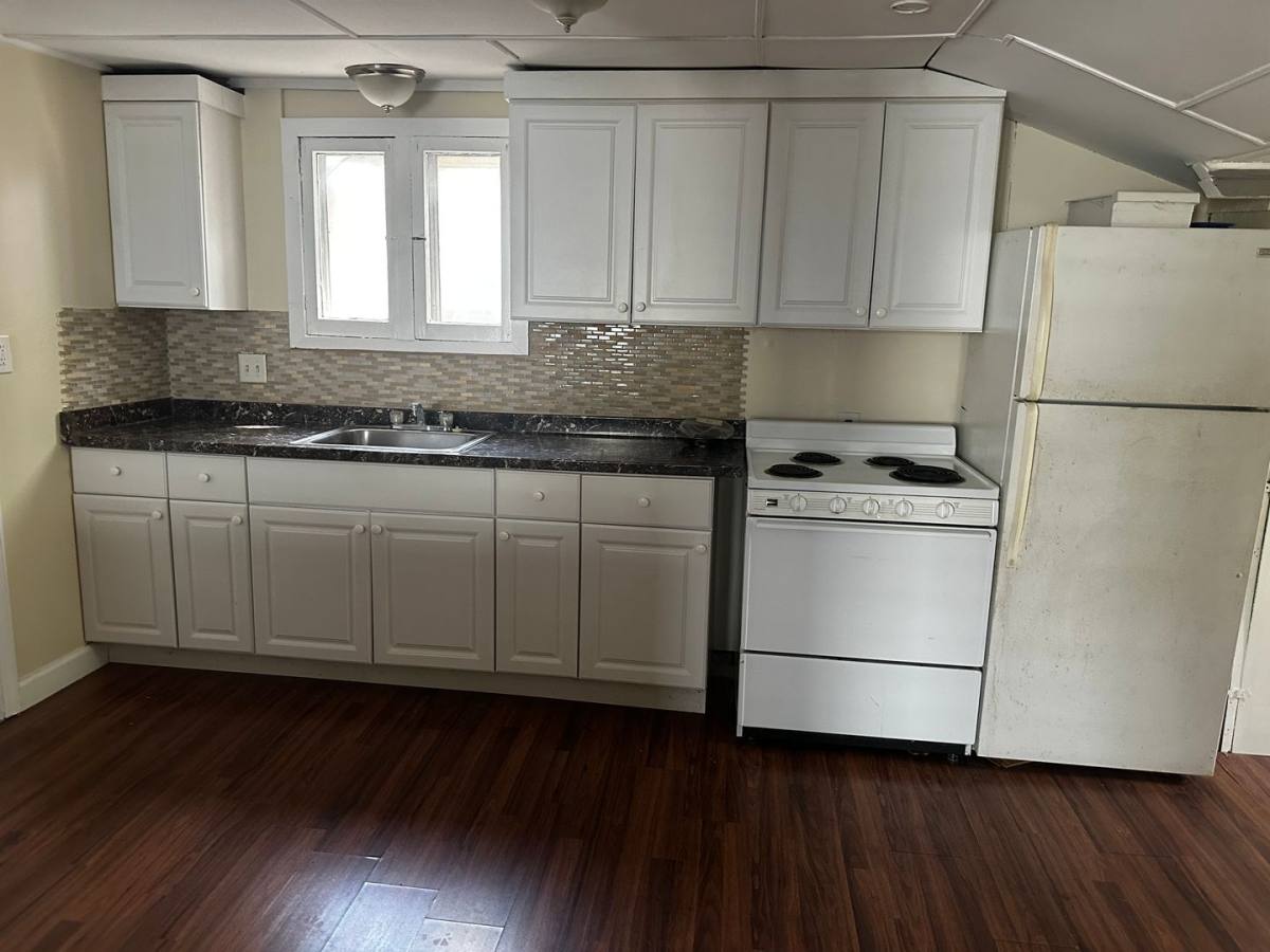 Apartment for rent at 218 Academy, Ferndale, MI 48220