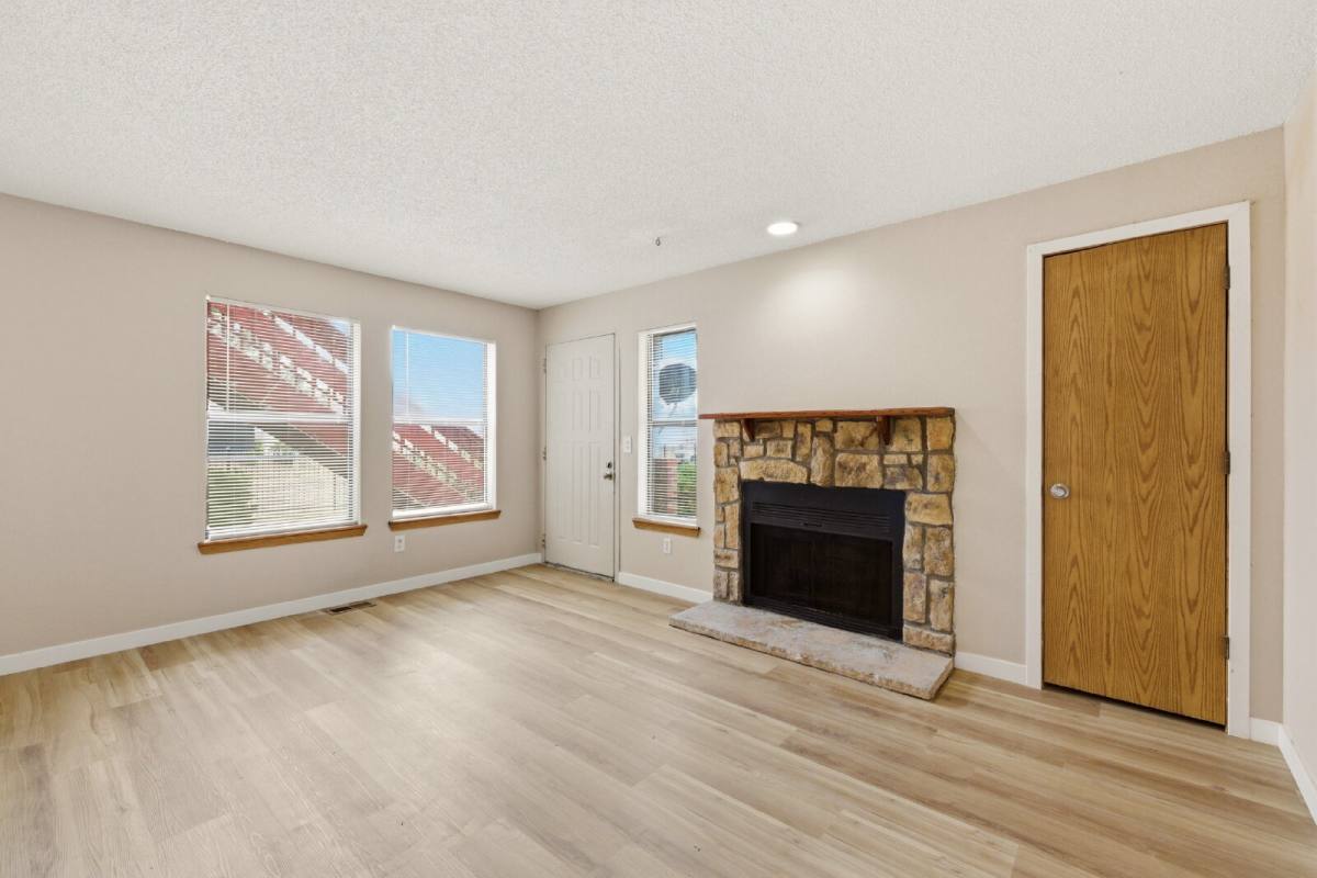 Condo for rent at 982 S Dearborn Way #5, Aurora, CO 80012