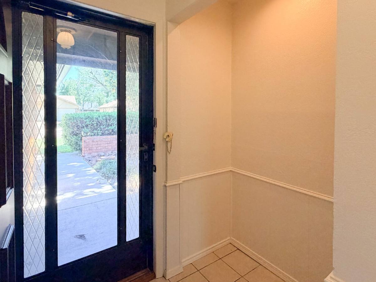 House for rent at 712 Pecan St, Burleson, TX 76028