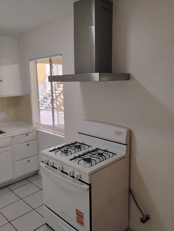 Apartment for rent at 14129 Vanowen St #9, Van Nuys, CA 91405