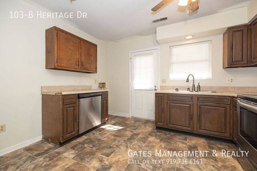 Apartment for rent at 103-B Heritage Dr, Mebane, NC 27302