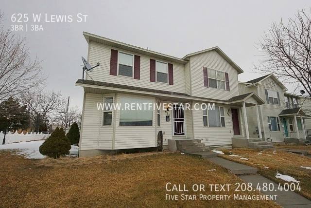 Townhouse for rent at 625 W Lewis St, Pocatello, ID 83204