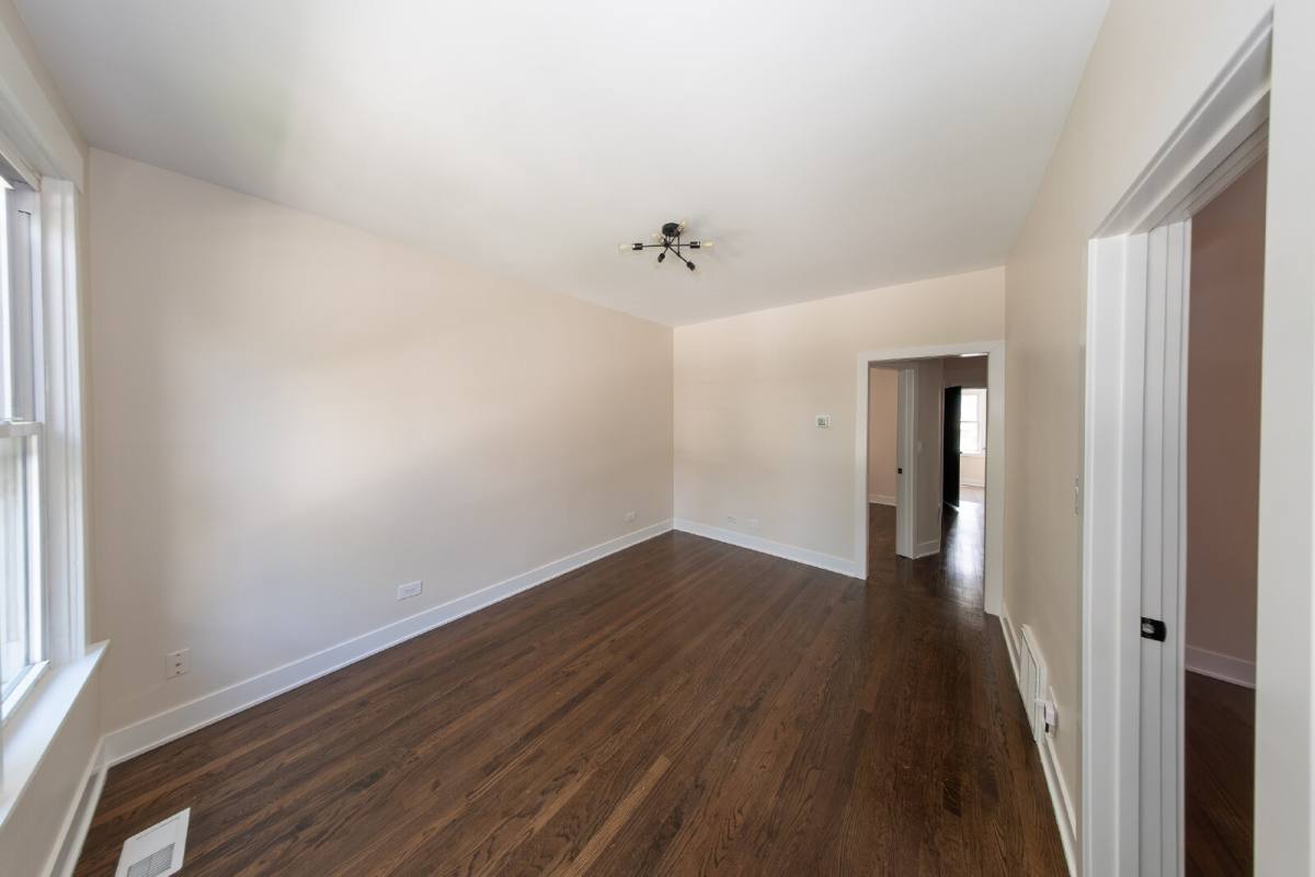 House for rent at 3233 W Berteau Ave, Chicago, IL 60618