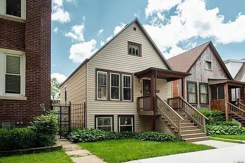 House for rent at 3233 W Berteau Ave, Chicago, IL 60618