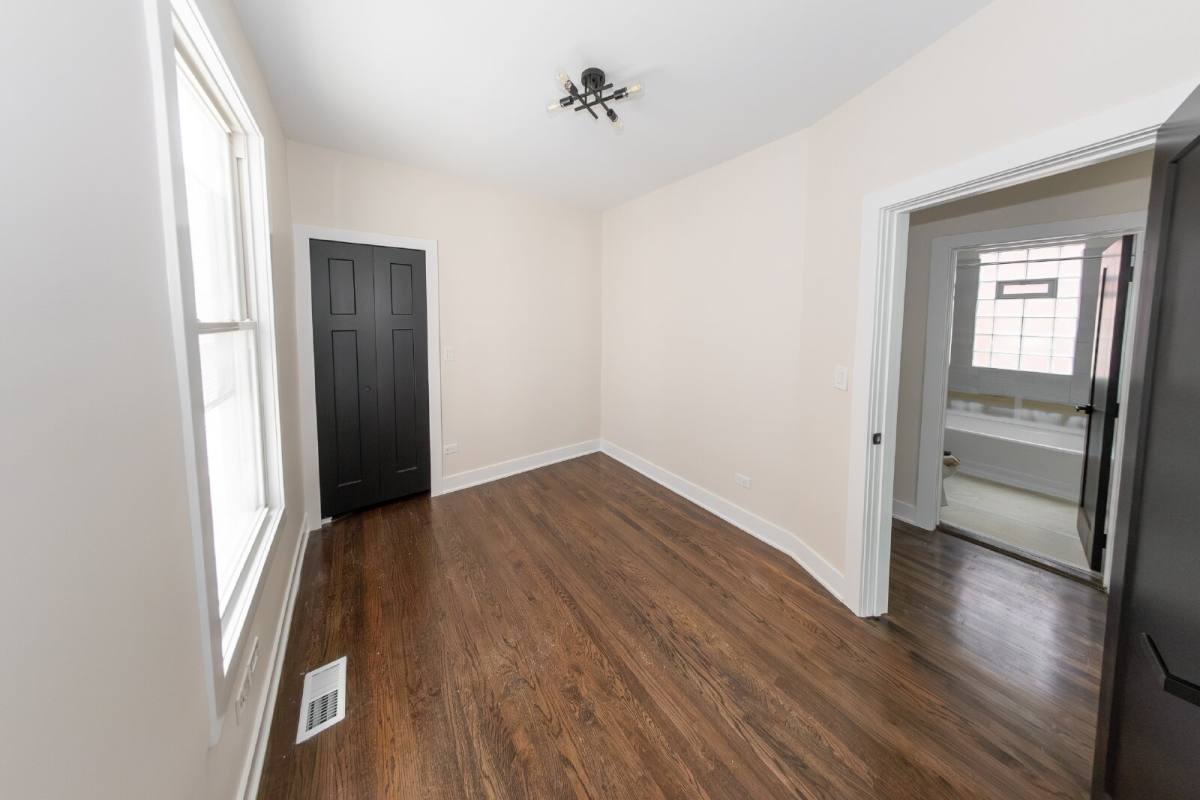 House for rent at 3233 W Berteau Ave, Chicago, IL 60618