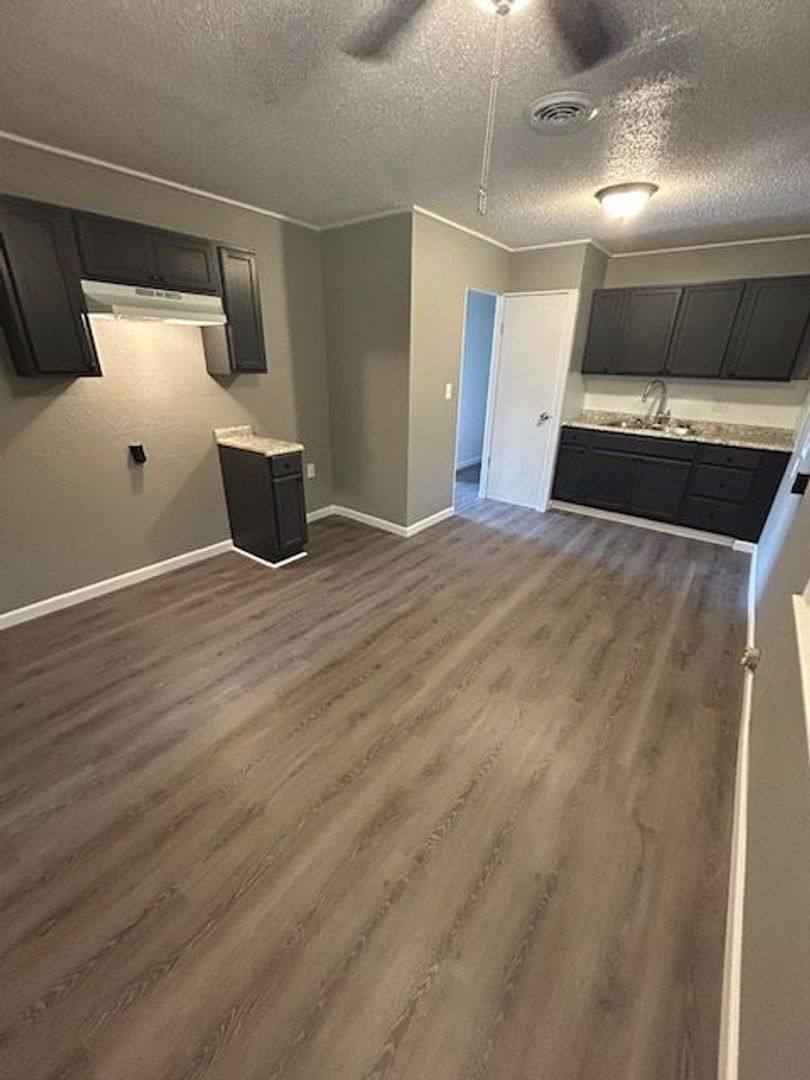House for rent at 6 Delores Dr, East Saint Louis, IL 62206