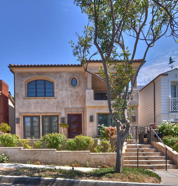 House for rent at 222 Iris Ave, Corona Del Mar, CA 92625