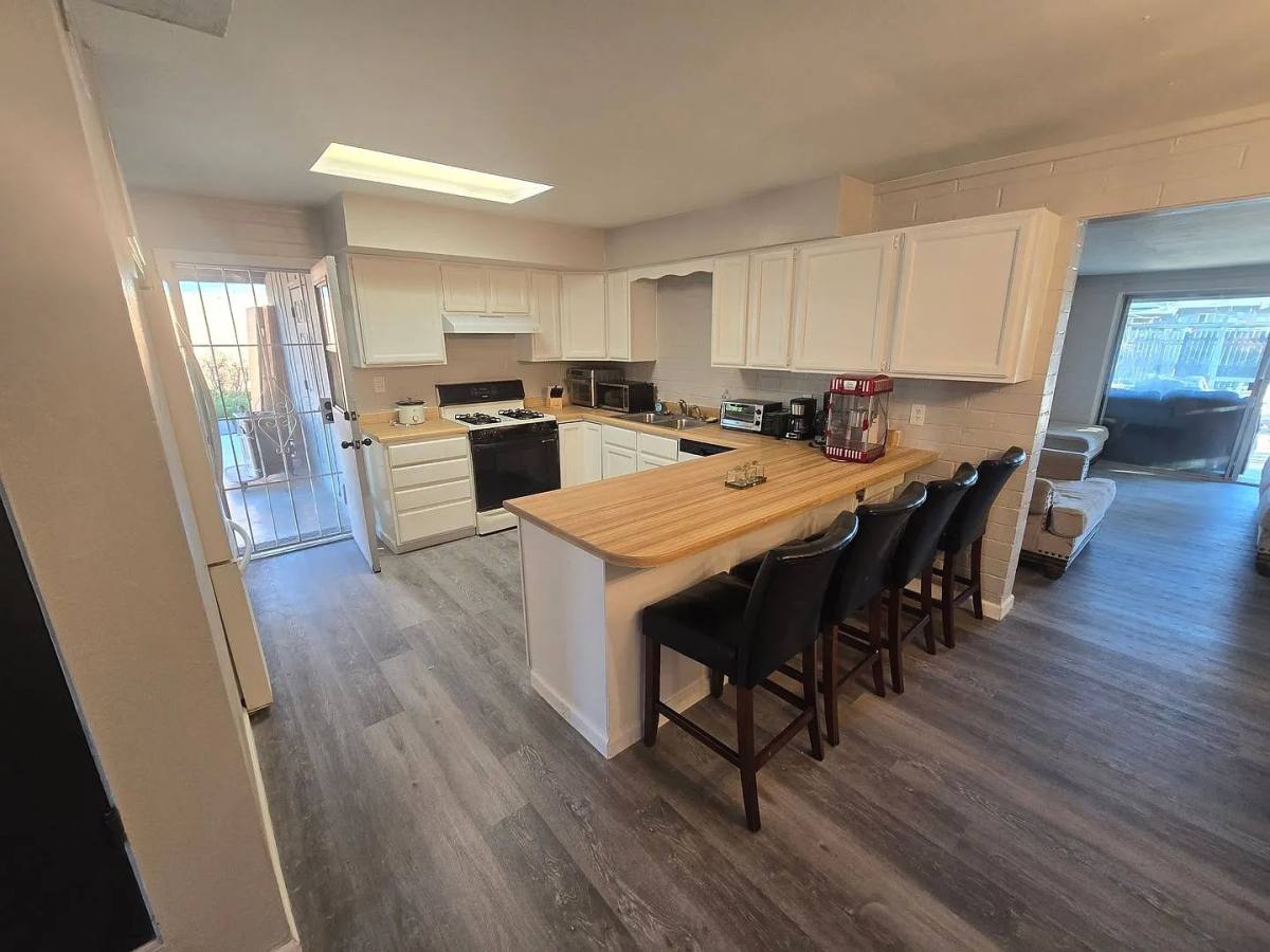 House for rent at 6864 E Mary Dr, Tucson, AZ 85730