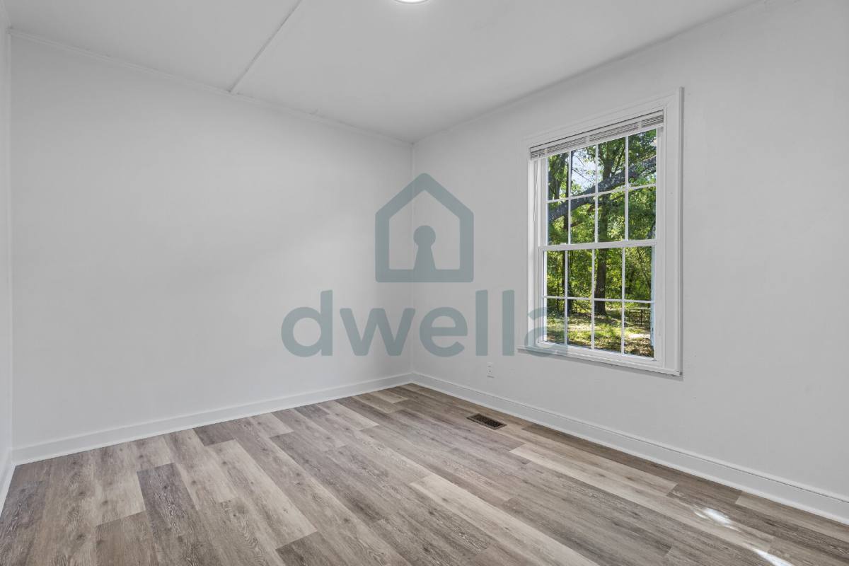 House for rent at 237 Woodlawn Ave, Sumter, SC 29150