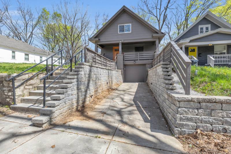House for rent at 4117 Forest Ave, Kansas City, MO 64110