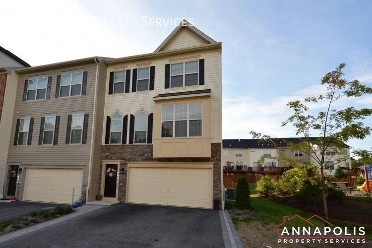 Townhouse for rent at 862 Nancy Lynn Lane, Arnold, MD 21012