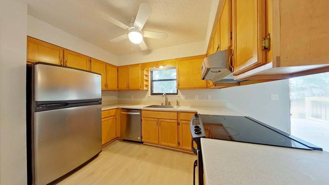House for rent at 411 31st St, Niceville, FL 32578