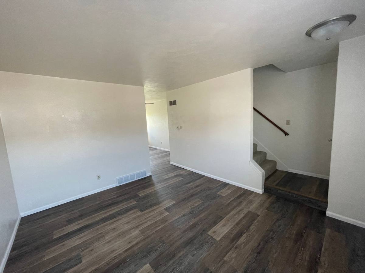 Townhouse for rent at 641-725 W 61st St, Davenport, IA 52806