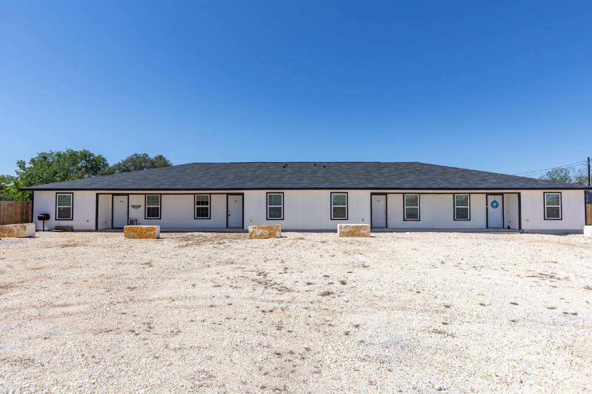 House for rent at 1010 County Rd 4516 #1008, Castroville, TX 78009