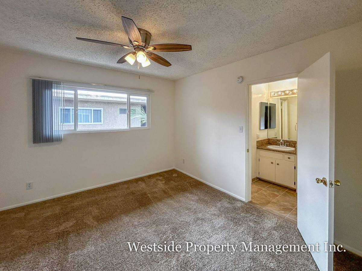 Apartment for rent at 1755 Purdue Ave #303, Los Angeles, CA 90025