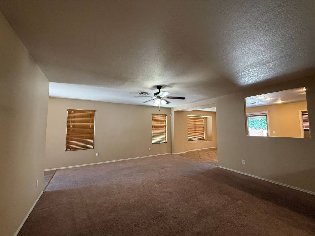 House for rent at 1106 E Gwen St, Phoenix, AZ 85042