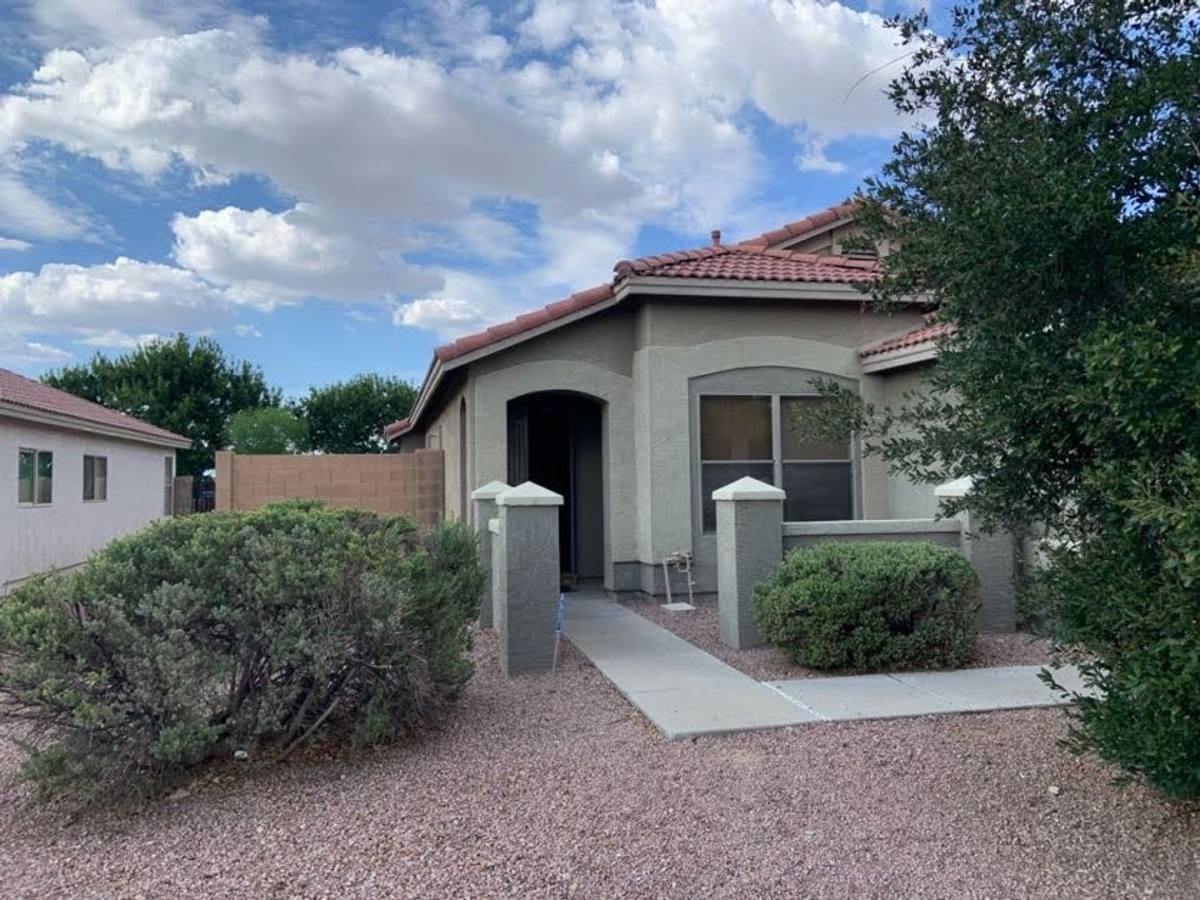House for rent at 1106 E Gwen St, Phoenix, AZ 85042