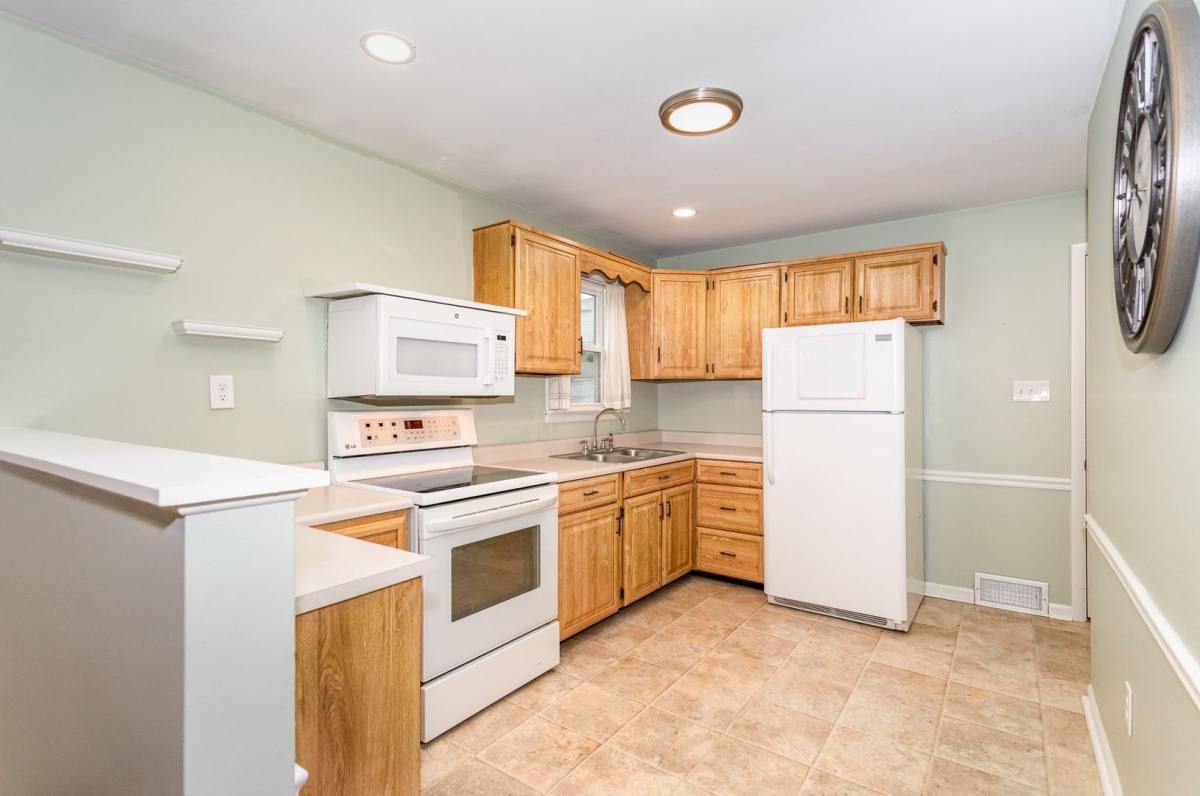 House for rent at 9 W Highland Ave, Enola, PA 17025