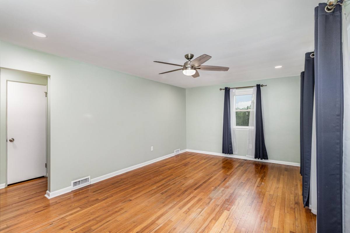 House for rent at 9 W Highland Ave, Enola, PA 17025