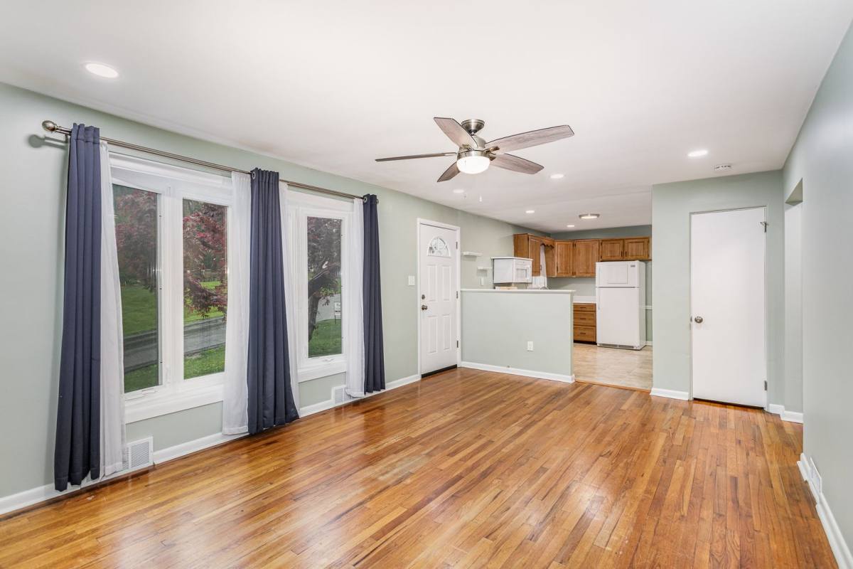House for rent at 9 W Highland Ave, Enola, PA 17025