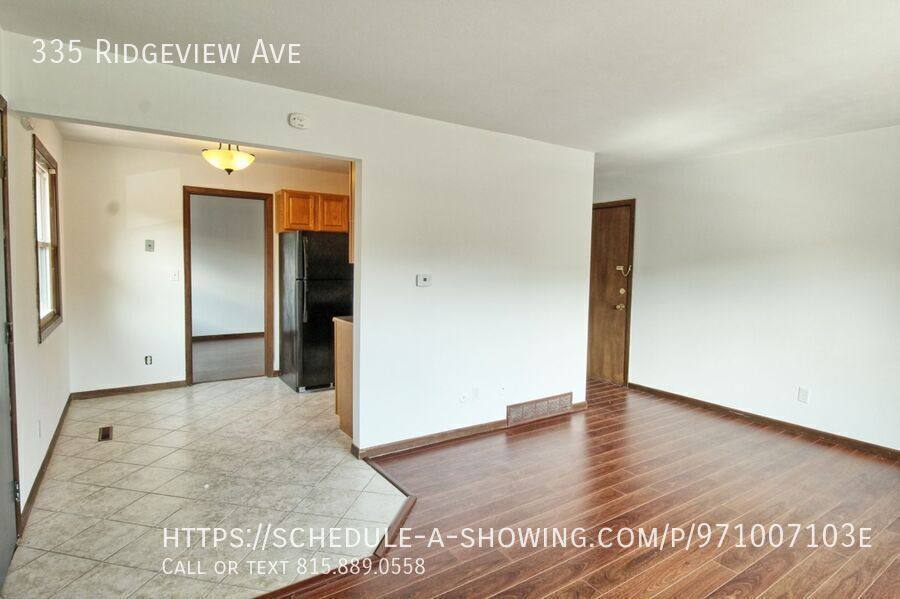Apartment for rent at 335 Ridgeview Ave, Rockford, IL 61107