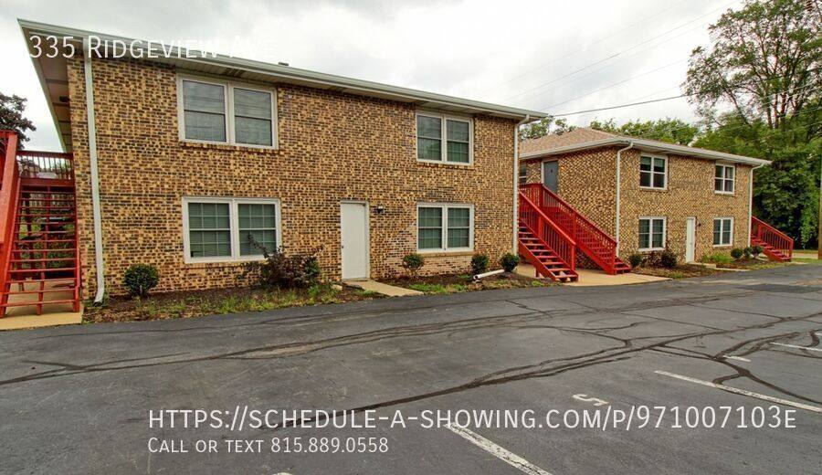 Apartment for rent at 335 Ridgeview Ave, Rockford, IL 61107