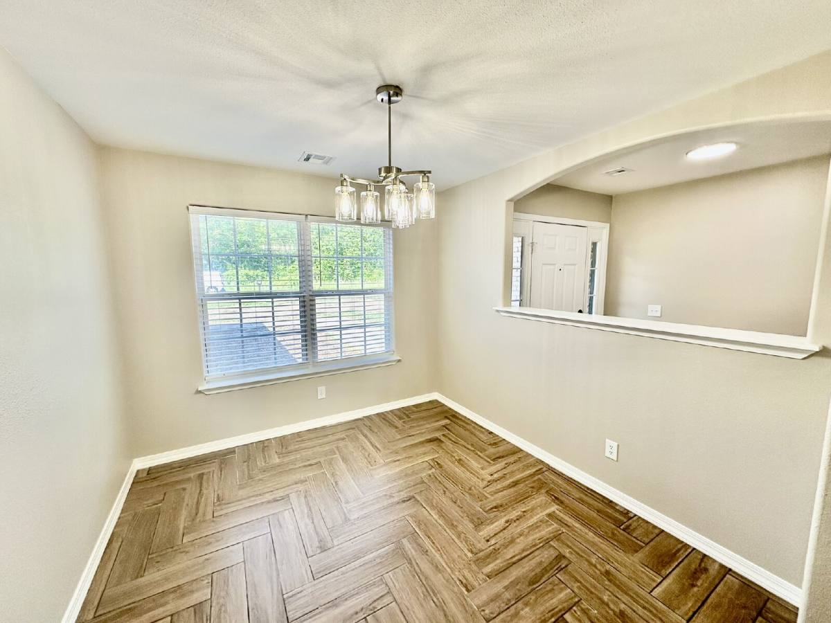 House for rent at 6 Roessler Lane, Bella Vista, AR 72715