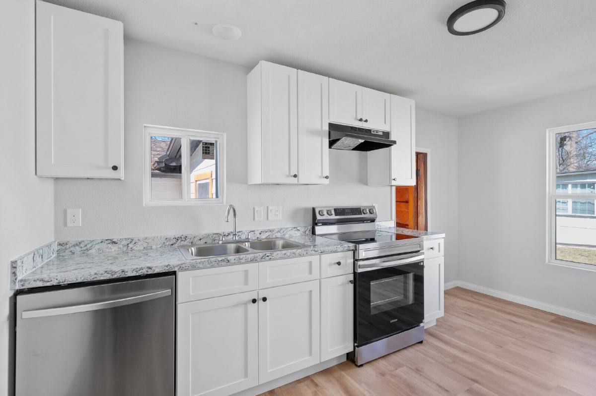 Apartment for rent at 1434 S Rusk St, Sherman, TX 75090