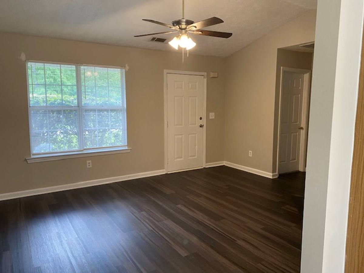 House for rent at 307 Wolf Creek Place, Locust Grove, GA 30248