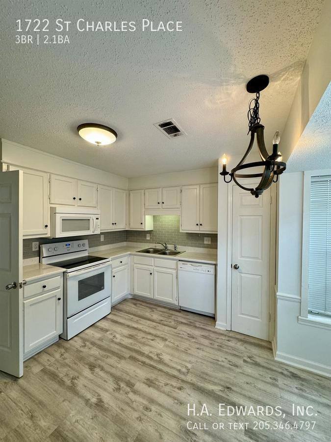 House for rent at 1722 St Charles Place, Tuscaloosa, AL 35401