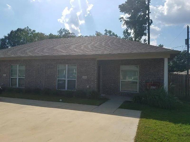 Apartment for rent at 105 Velvin Dr #A, Hallsville, TX 75650