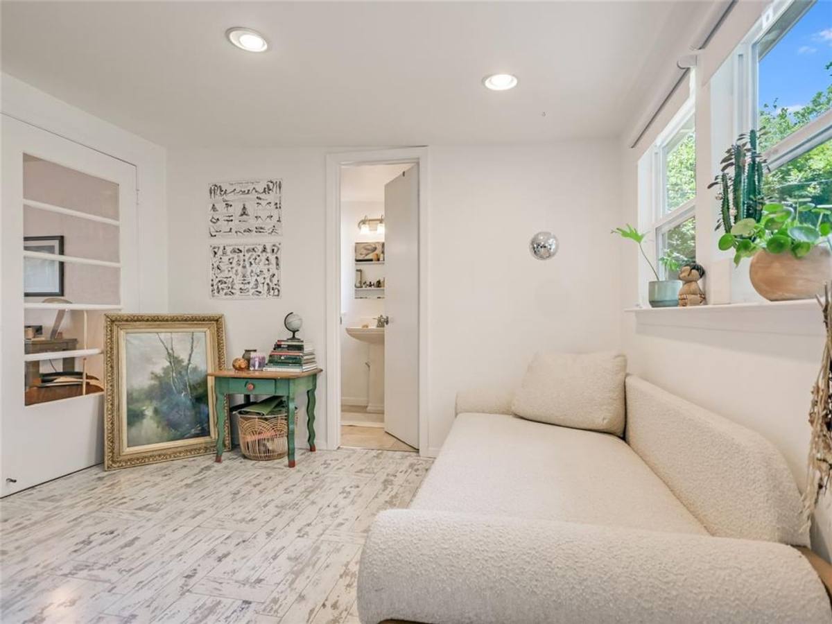 House for rent at 1021 Ellingson, Austin, TX 78705