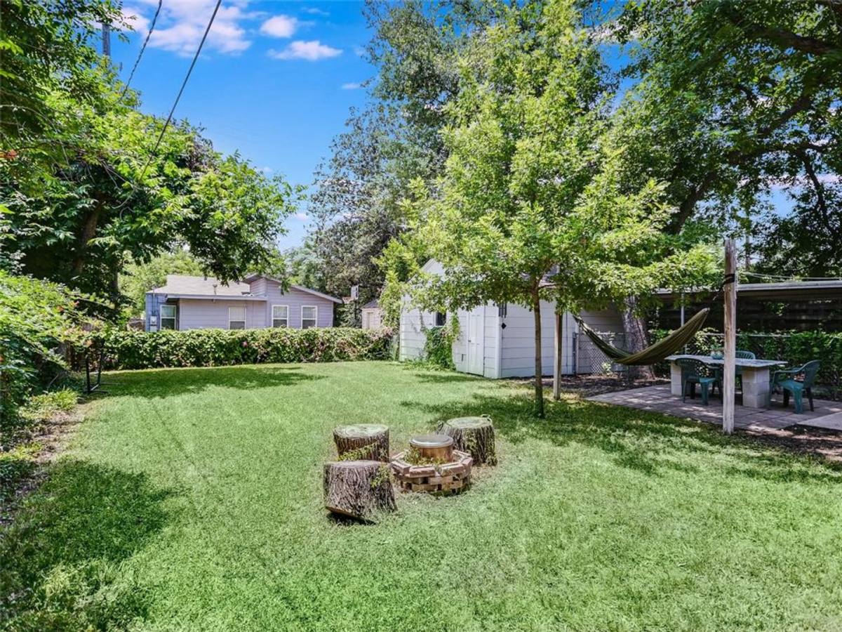 House for rent at 1021 Ellingson, Austin, TX 78705