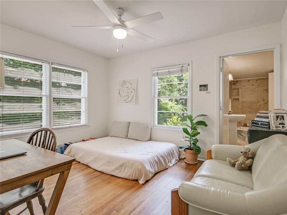 House for rent at 1021 Ellingson, Austin, TX 78705