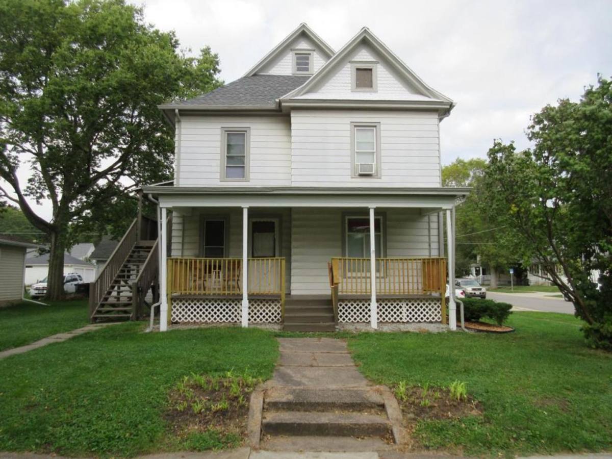 House for rent at 603 Iowa St, Cedar Falls, IA 50613