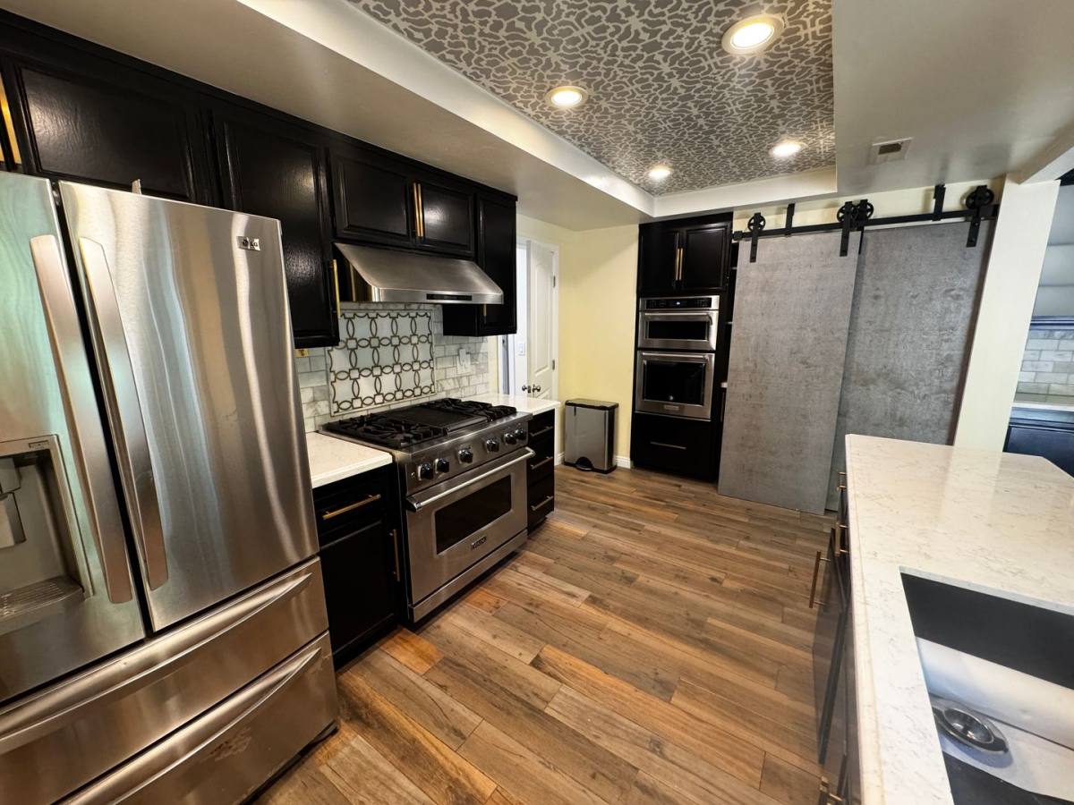 House for rent at 1580 Valecroft Ave, Westlake Village, CA 91361