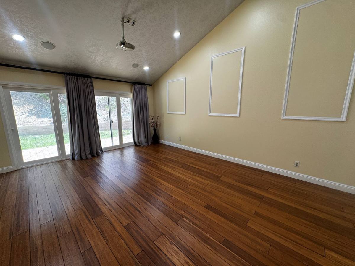 House for rent at 1580 Valecroft Ave, Westlake Village, CA 91361
